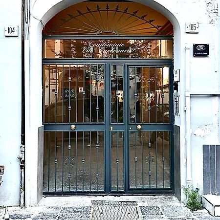 Apartamento La Dimora Di Mary Nápoles Exterior foto