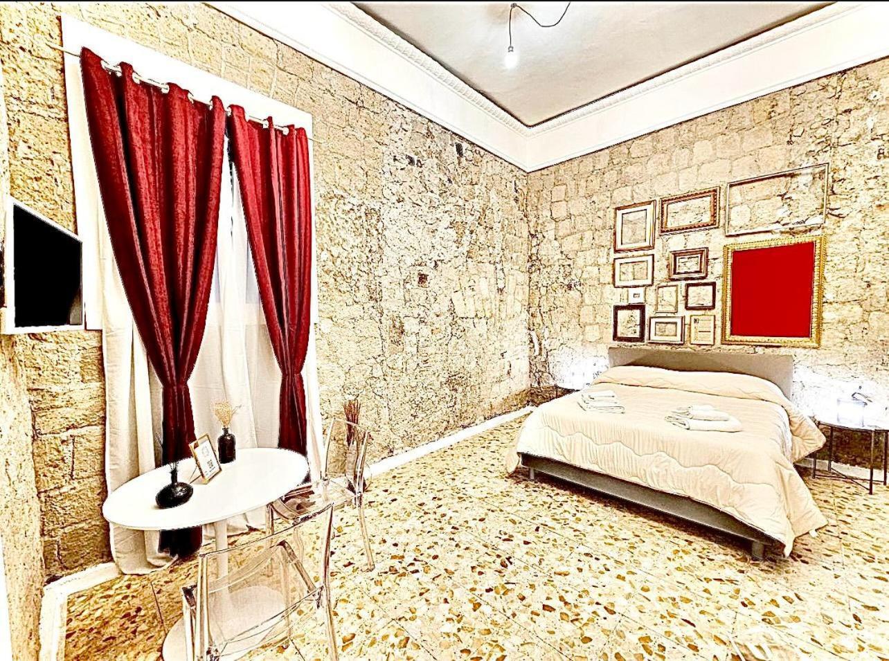 Apartamento La Dimora Di Mary Nápoles Exterior foto